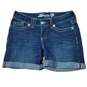 Seven 7 Shorts Womens Size 10 Petite Denim Rolled Cuff White Stitching